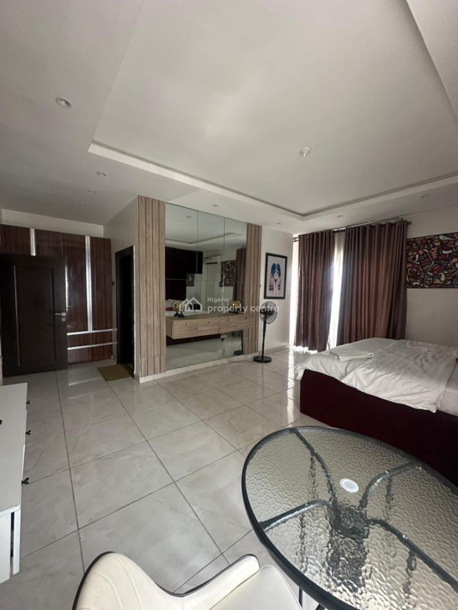 Modern 3-bedroom Apartment with Bq and Pool, Lekki, Lekki Phase 1, Lekki, Lagos, Flat / Apartment for Rent