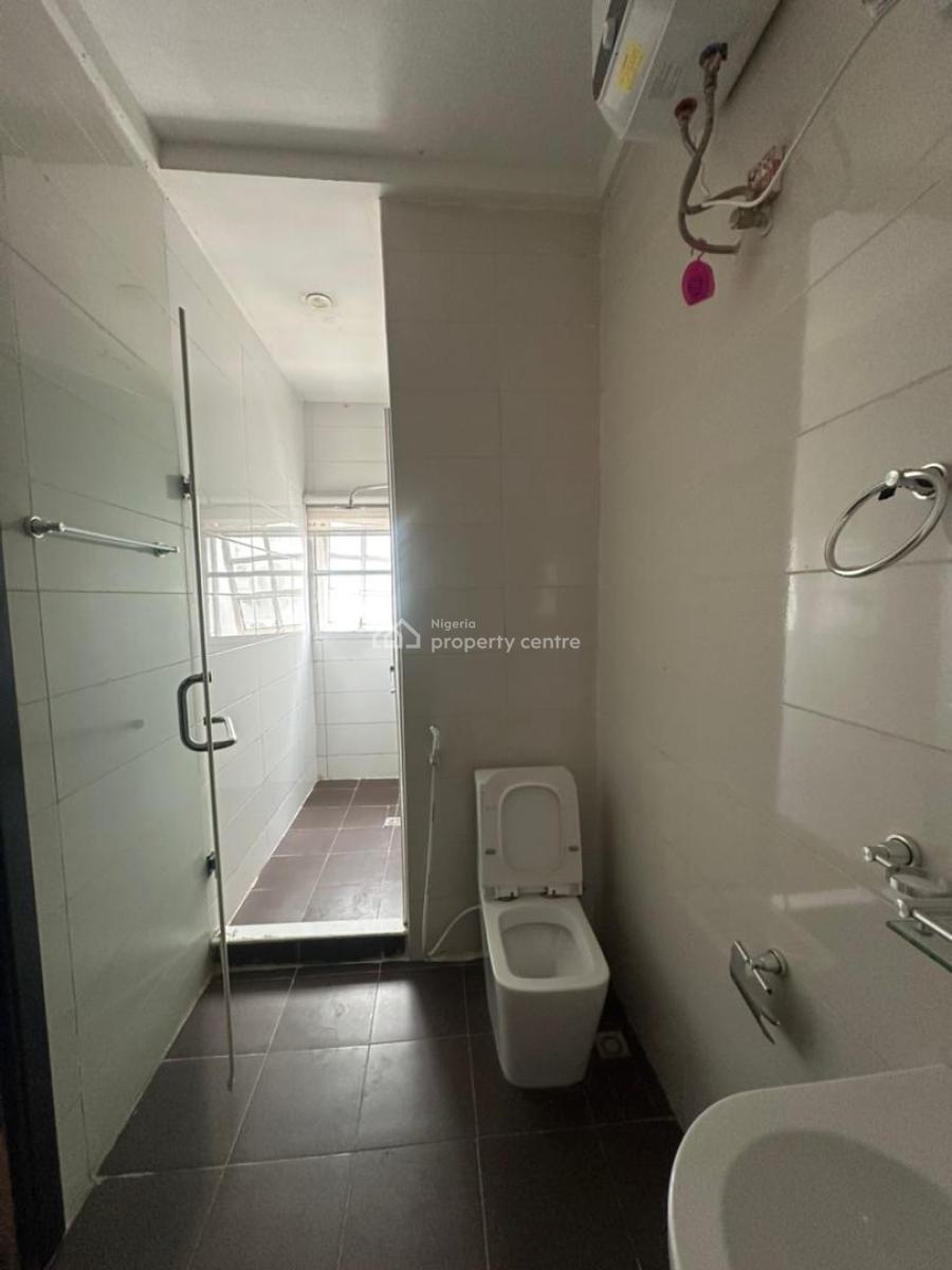 Modern 3-bedroom Apartment with Bq and Pool, Lekki, Lekki Phase 1, Lekki, Lagos, Flat / Apartment for Rent