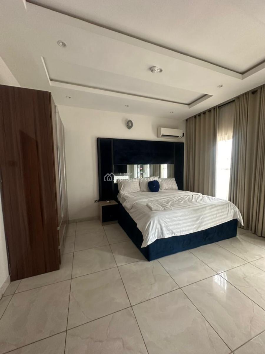 Modern 3-bedroom Apartment with Bq and Pool, Lekki, Lekki Phase 1, Lekki, Lagos, Flat / Apartment for Rent