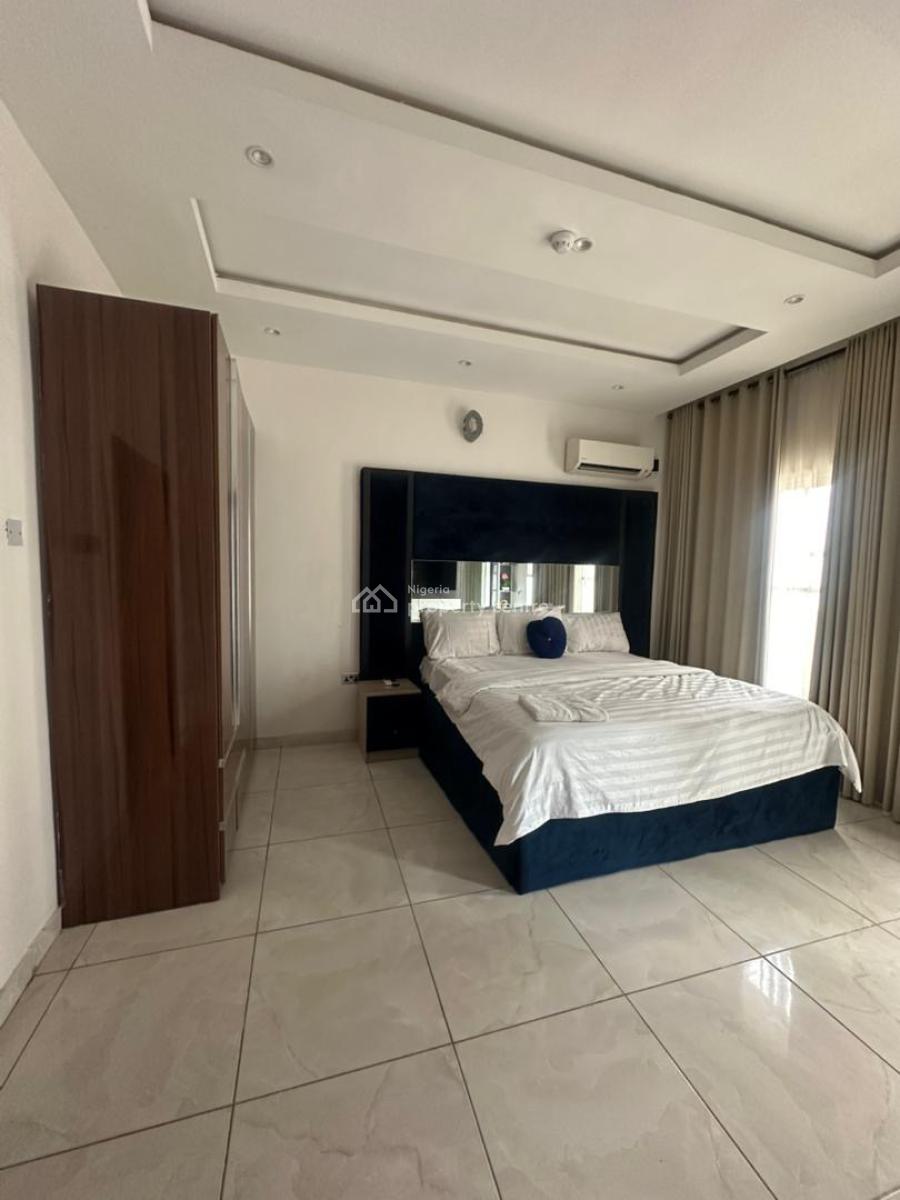 Modern 3-bedroom Apartment with Bq and Pool, Lekki, Lekki Phase 1, Lekki, Lagos, Flat / Apartment for Rent