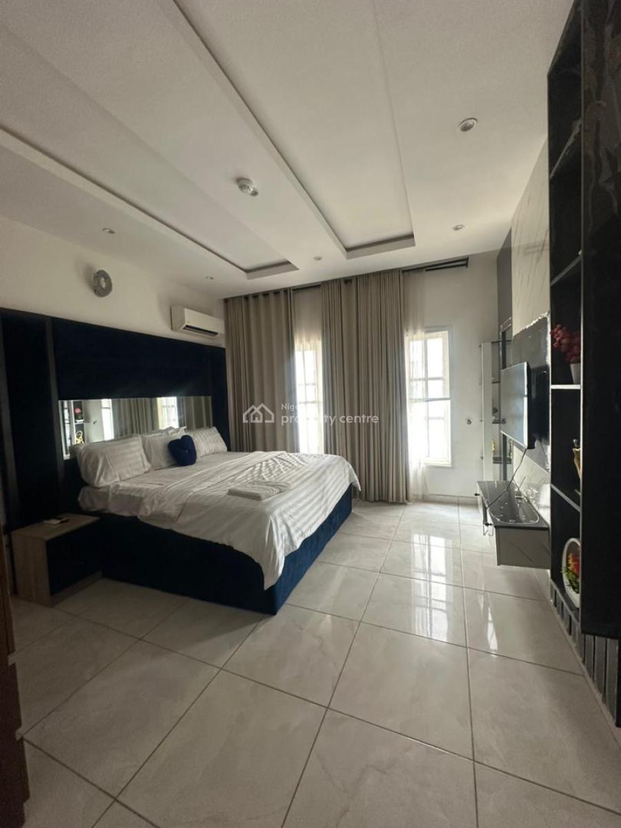 Modern 3-bedroom Apartment with Bq and Pool, Lekki, Lekki Phase 1, Lekki, Lagos, Flat / Apartment for Rent