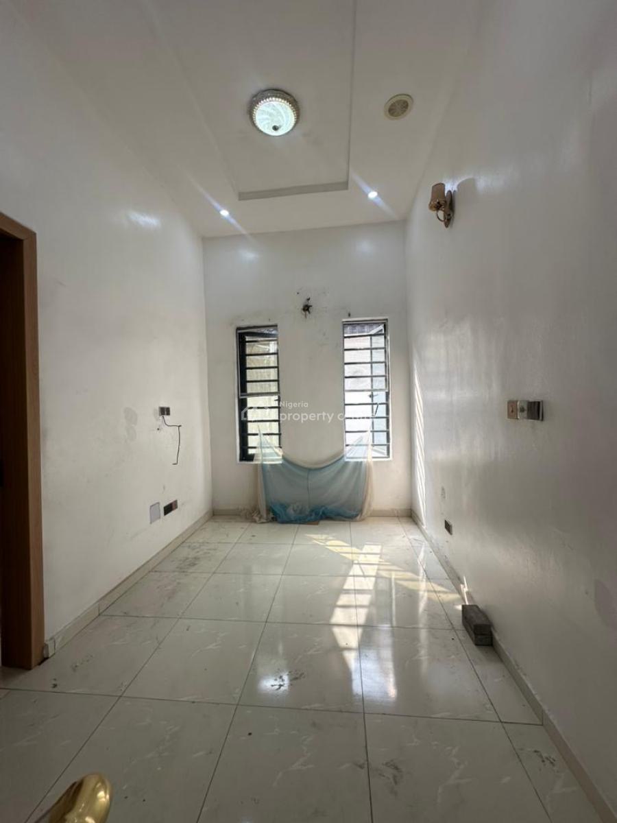 Well-maintained 4-bedroom Semi-detached Duplex, 2nd Toll Gate, Lekki, Lagos, Semi-detached Duplex for Rent