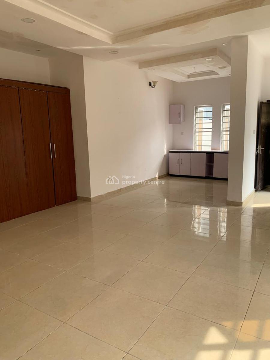 Luxury Big Studio Apartment with a Fully Fitted Kitchen, Chevron Alternative, Lekki, Lagos, Self Contain (single Rooms) for Rent