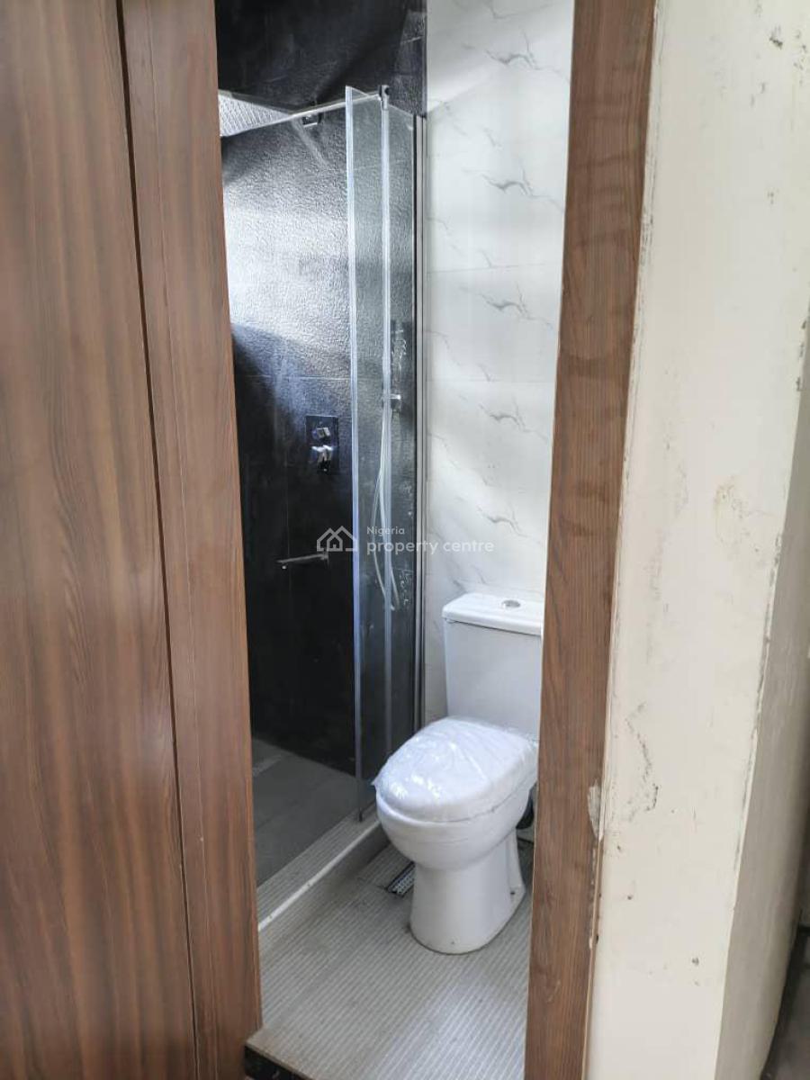 2 Bedroom Terrace Duplex, Off Admiralty, Lekki Phase 1, Lekki, Lagos, Flat / Apartment for Rent