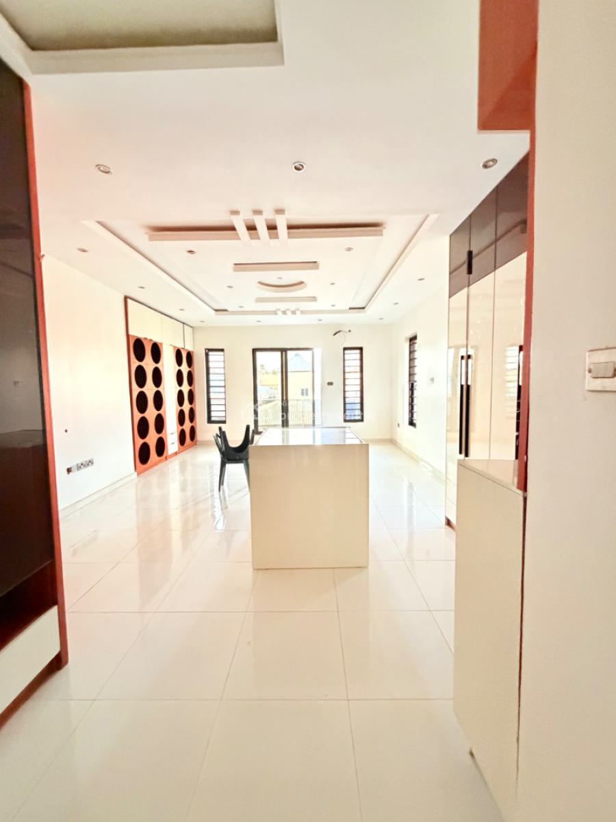 Spaciously Built 4 Bedroom Fully Detached Duplex with Mini Flat and Bq, Gra Phase 2, Magodo, Lagos, Detached Duplex for Sale