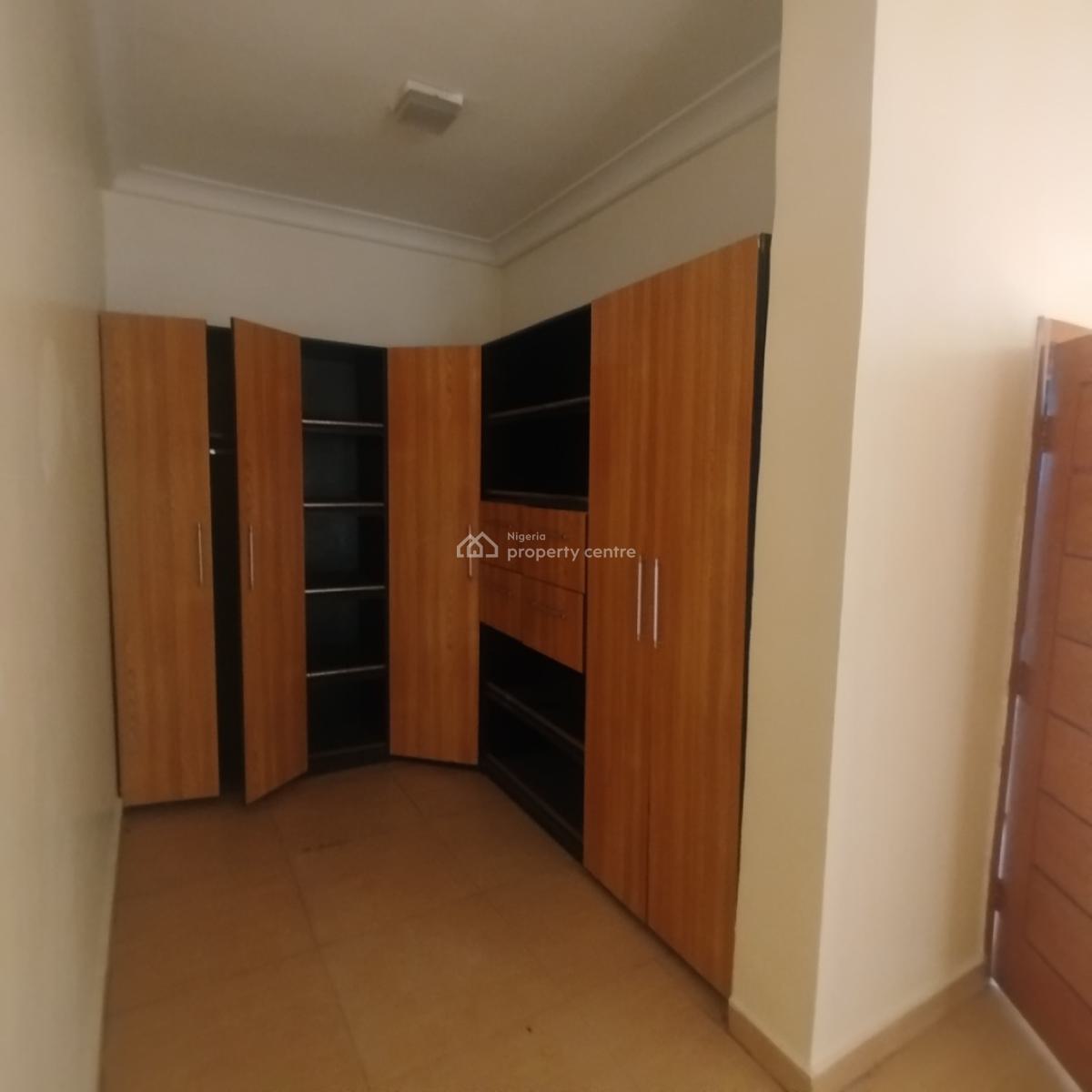 Fantastic 4 Bedroom Fully Detached Duplex with Bq, Chevron Drive, Lekki Expressway, Lekki, Lagos, Detached Duplex for Rent