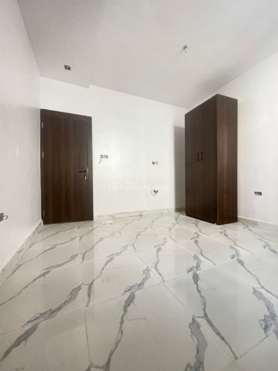 Newly Built Serviced 3 Bedroom Flat, Lekki Phase 1, Lekki, Lagos, Flat / Apartment for Rent