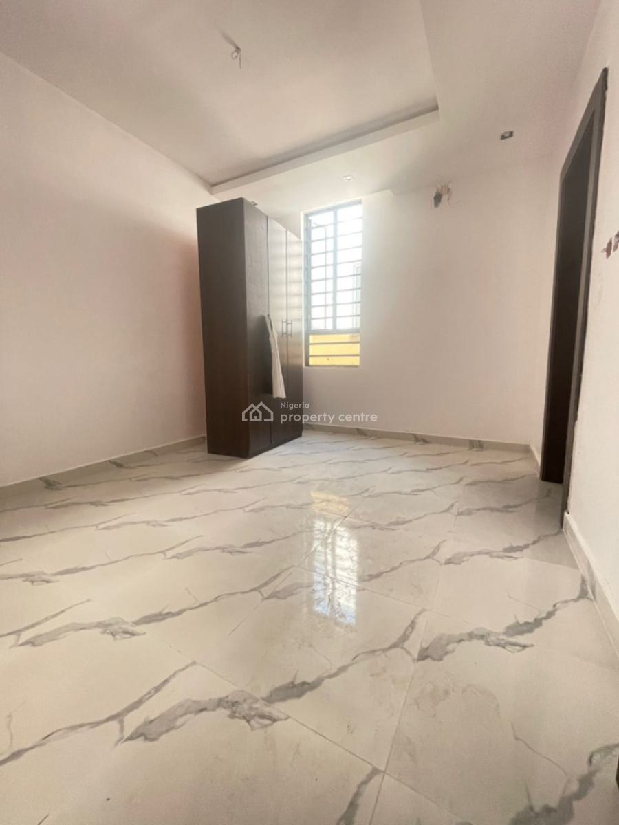 Newly Built Serviced 3 Bedroom Flat, Lekki Phase 1, Lekki, Lagos, Flat / Apartment for Rent