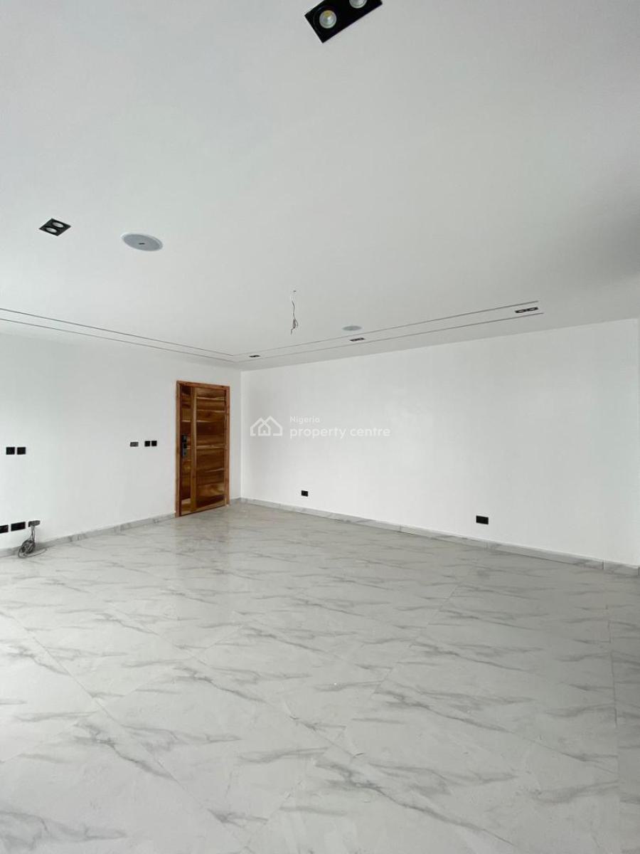 Spacious 3-bedroom Apartment with Swimming Pool, Lekki Phase 1, Lekki, Lagos, Flat / Apartment for Sale