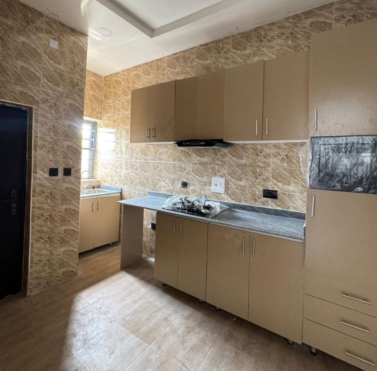 2-bedroom Apartment, Lekki Phase 1, Lekki, Lagos, Flat / Apartment for Rent