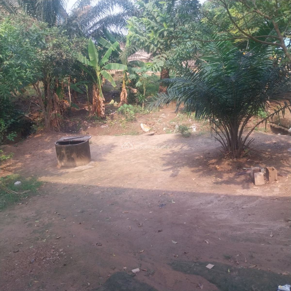 Demolishable Structure on 443.897 Sqms Off Ajegunle B/stop Magboro, Ajegunle Est of Ajegunle B/stop Magboro, Magodo, Lagos, Mixed-use Land for Sale