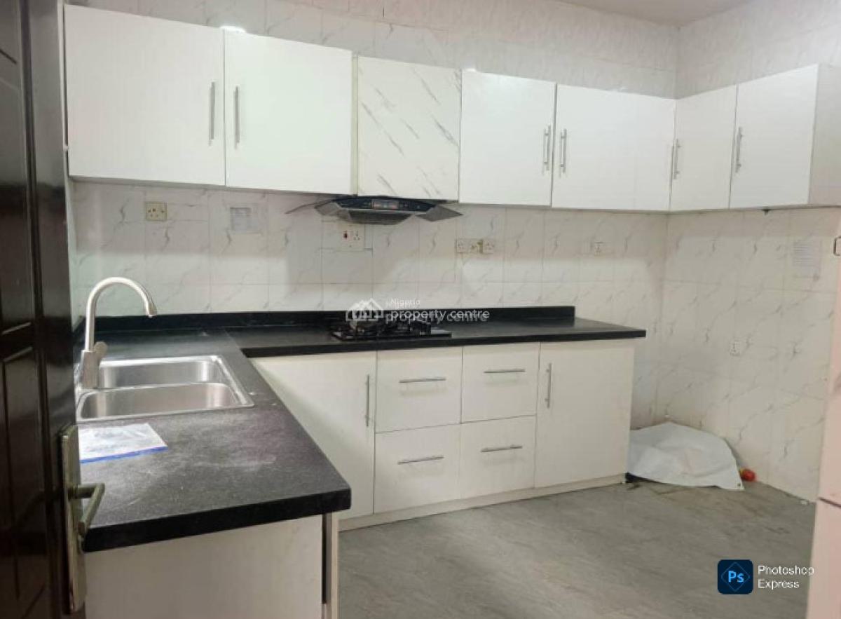 4 Bedroom House in a Standard Estate (24hrs Light), Northern Foreshore Estate (chevron Drive), Lekki, Lagos, Detached Duplex for Rent