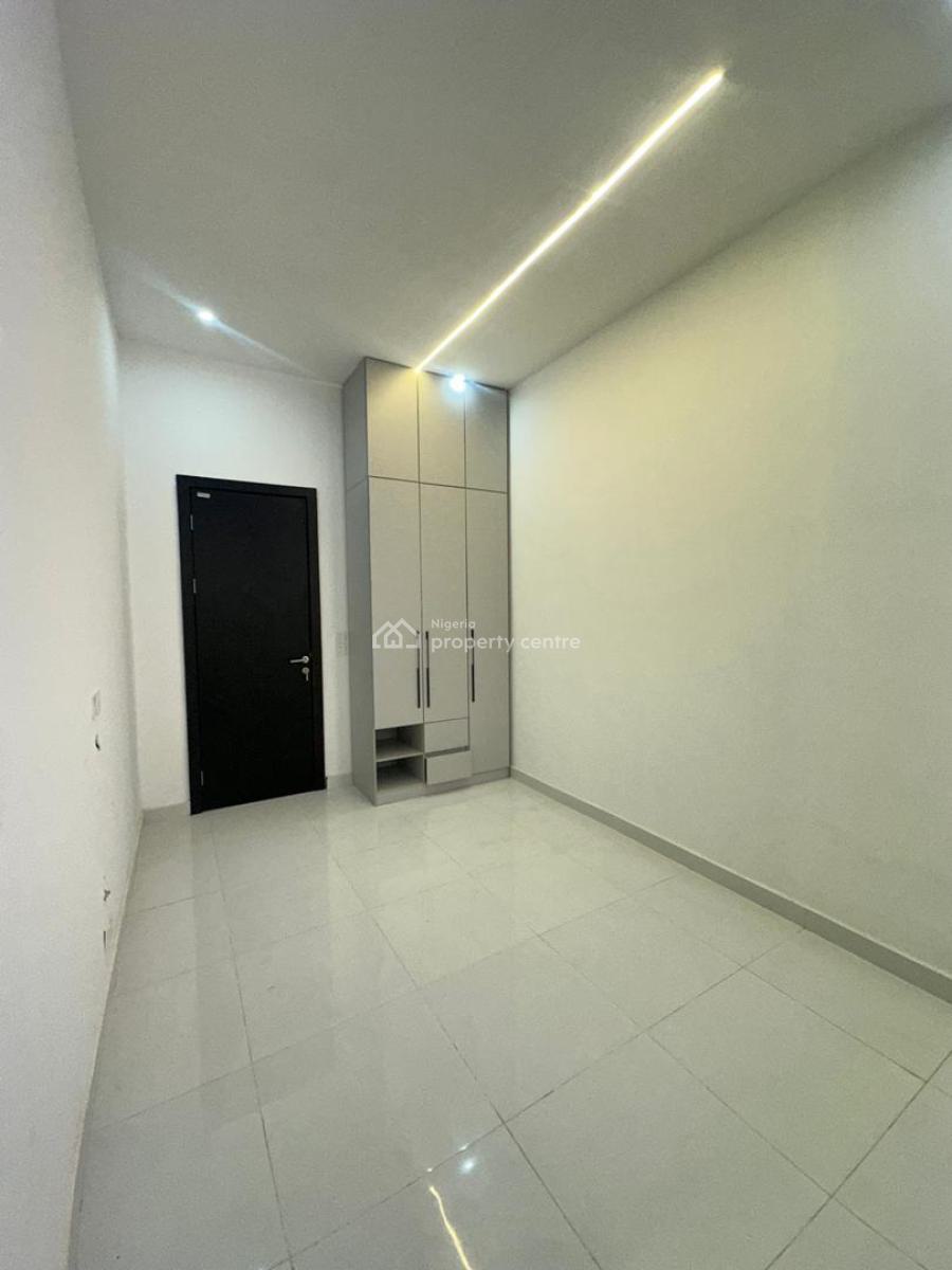 Well-built  Spacious 5 Bedroom Fully Detached Duplex with Bq and Pool, Ajah, Lekki, Lagos, Detached Duplex for Sale