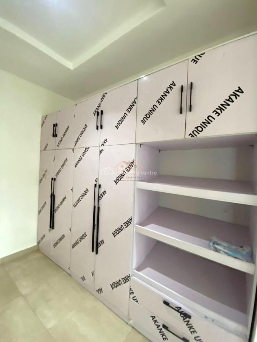 Semi-detached 4-bedroom Duplex + 1 Room and Parlour Bq, Location: Engr. Lere Adigun Gra,ibadan., Ibadan, Oyo, House for Sale