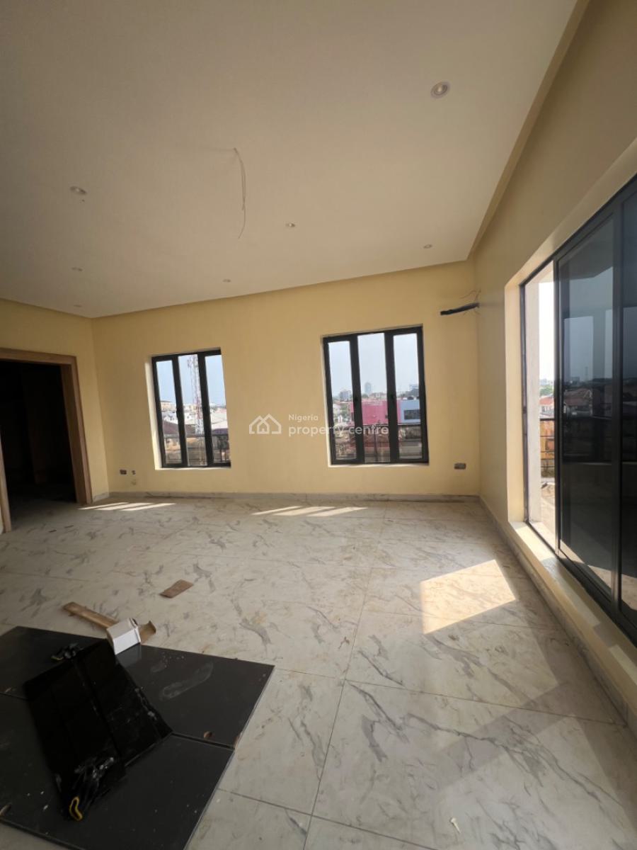 Executive 6 Bedroom Duplex, Lekki Phase 1, Lekki, Lagos, Detached Duplex for Sale