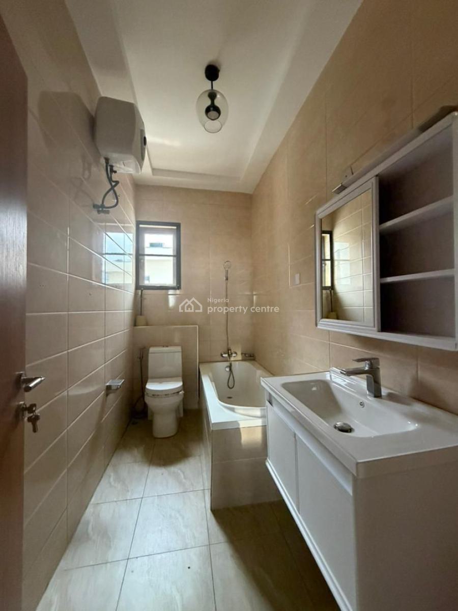 Secure & Serene: 4-bedroom Terrace in Prime Location, Banana Island, Banana Island, Ikoyi, Lagos, Terraced Duplex for Rent