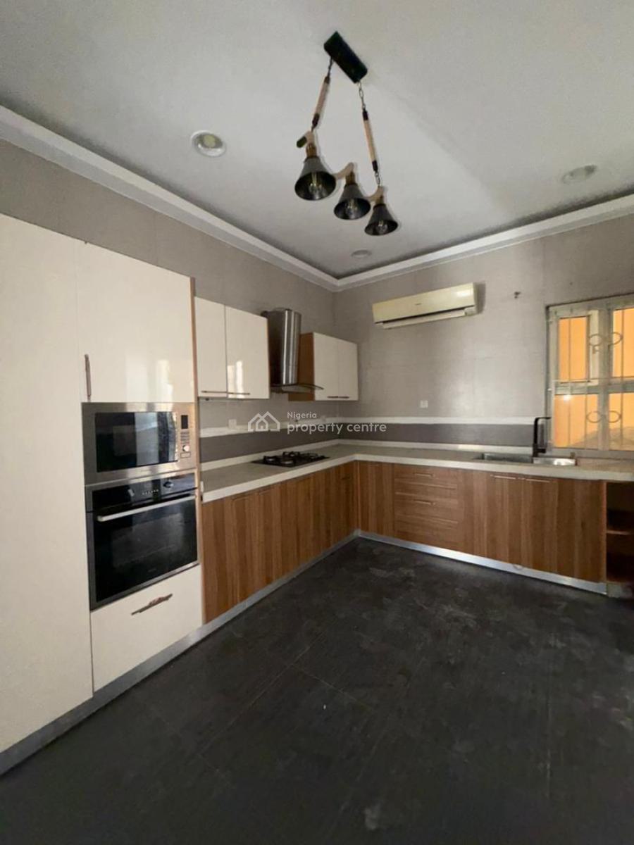 Ikoyis Hidden Gem: 3-bedroom Apartment with Modern Amenities, Banana Island, Ikoyi, Lagos, Flat / Apartment for Rent