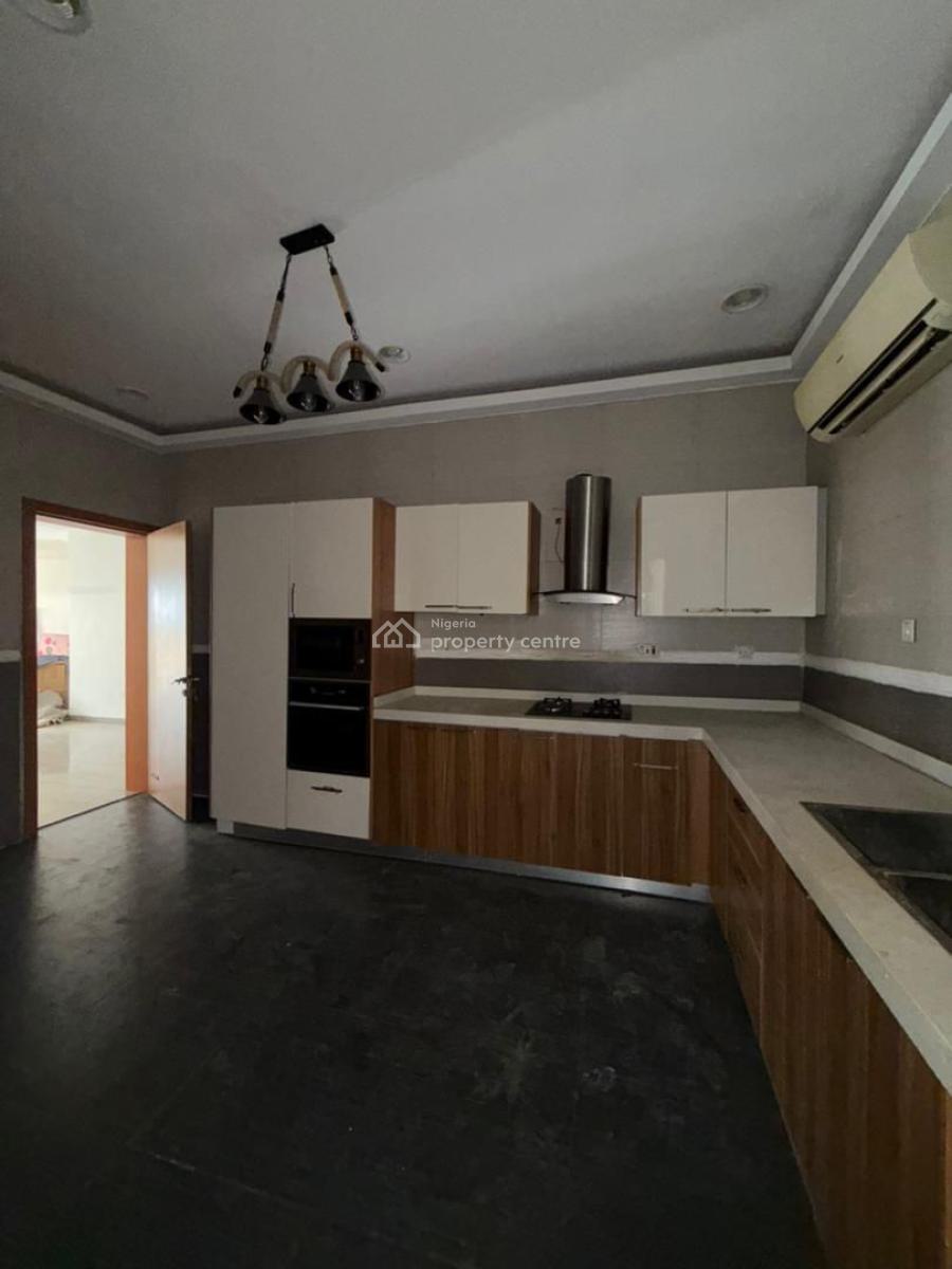 Ikoyis Hidden Gem: 3-bedroom Apartment with Modern Amenities, Banana Island, Ikoyi, Lagos, Flat / Apartment for Rent