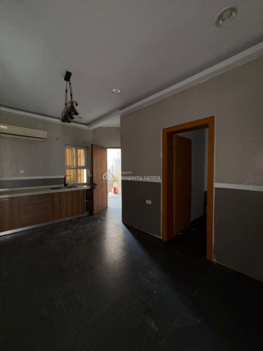 Ikoyis Hidden Gem: 3-bedroom Apartment with Modern Amenities, Banana Island, Ikoyi, Lagos, Flat / Apartment for Rent