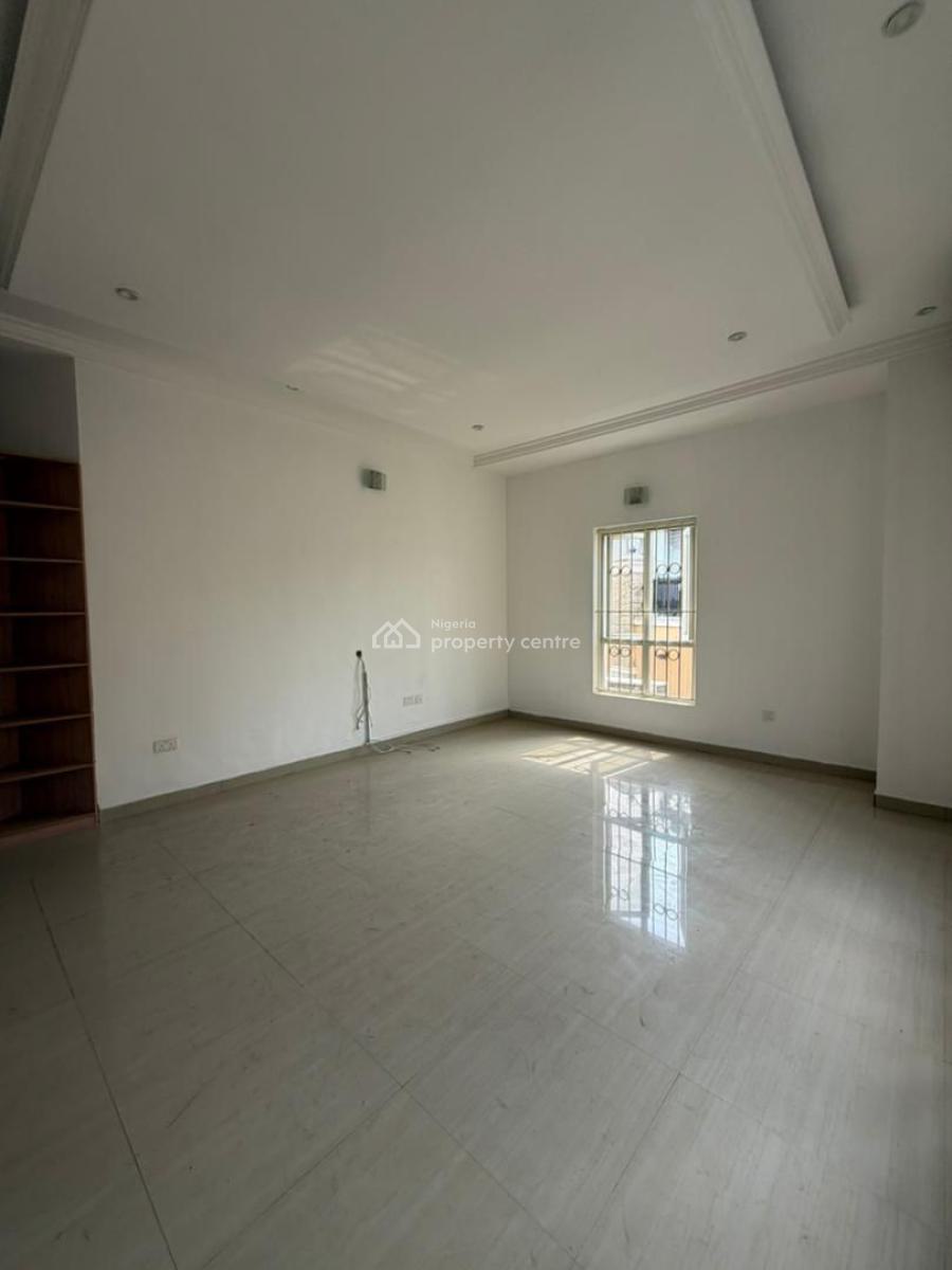 Ikoyis Hidden Gem: 3-bedroom Apartment with Modern Amenities, Banana Island, Ikoyi, Lagos, Flat / Apartment for Rent