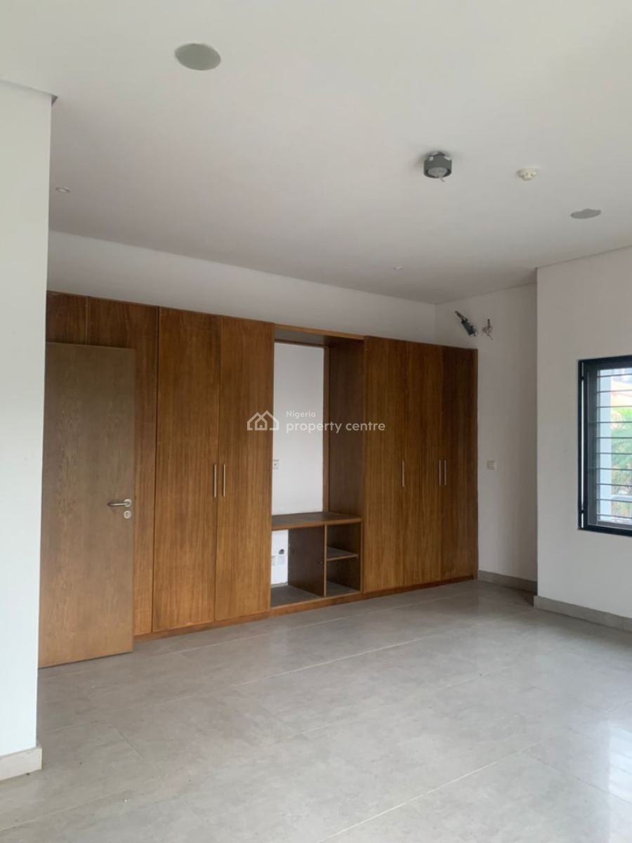 Spacious 5 Bedroom Semi Detached Duplex with Bq, Lekki, Lekki Phase 1, Lekki, Lagos, House for Rent