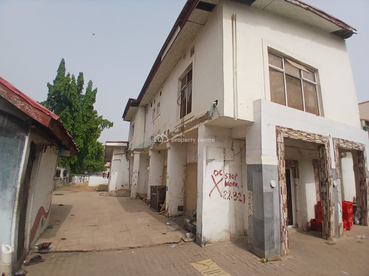 a Good Spacious 4-bedroom Semi-detached Duplex + 2bqs, Wuse 2, Abuja, Semi-detached Duplex for Rent