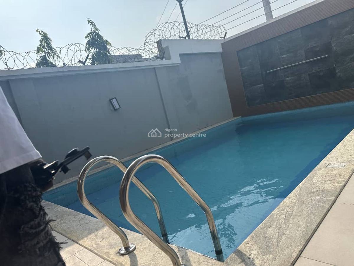 2 Bedrooms Luxury Furnished Apartment, Giro Edomite Street, By Rosemore School, Lekki Phase 1, Lekki, Lagos, Flat / Apartment for Rent