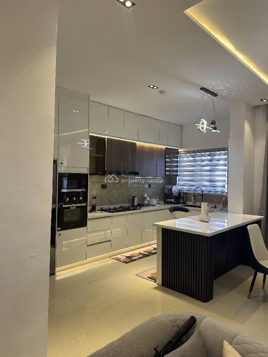 2 Bedrooms Luxury Furnished Apartment, Giro Edomite Street, By Rosemore School, Lekki Phase 1, Lekki, Lagos, Flat / Apartment for Rent