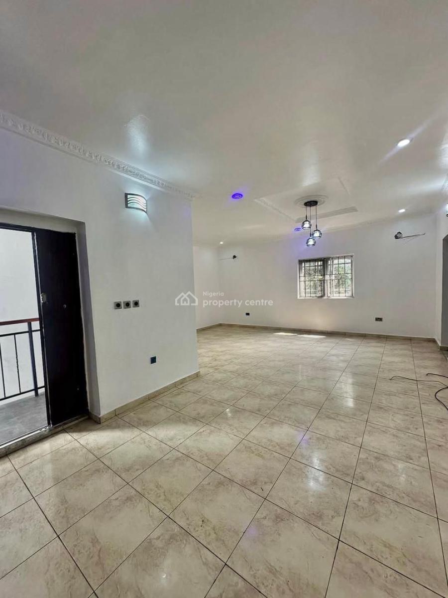 3units  of Well Maintained 2 Bedroom Apartment, Off Admiralty Way, Lekki Phase 1, Lekki, Lagos, Flat / Apartment for Rent