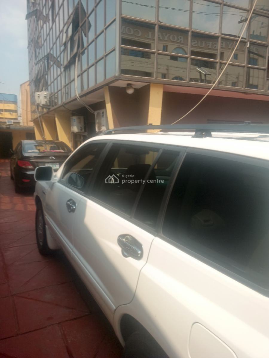 Spacious 4 Bedrom Flat Office Space, @ Allen Junction Ikeja Lagos, Allen, Ikeja, Lagos, Office Space for Rent