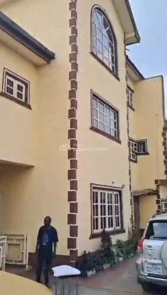 Very Lovely and Spacious 5bedroom Duplex in Good Area for Office, in an Estate Off Ogununsi Road Ojodu Berger, Ojodu Berger, Ojodu, Lagos, Semi-detached Duplex for Rent