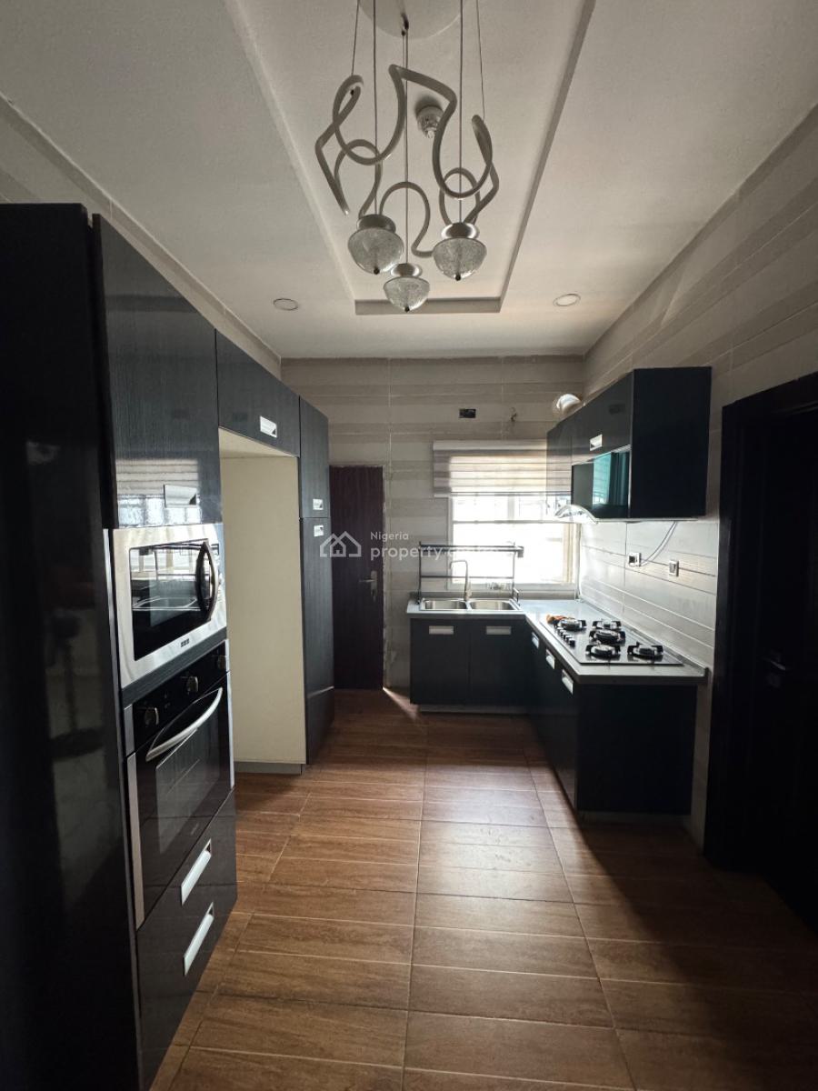 𝐌𝐀𝐈𝐍𝐓𝐀𝐈𝐍𝐄𝐃 3 𝐁𝐄𝐃𝐑𝐎𝐎𝐌 𝐀𝐏𝐀𝐑𝐓𝐌𝐄𝐍𝐓, Lekki Phase 1, Lekki Phase 1, Lekki, Lagos, Flat / Apartment for Rent