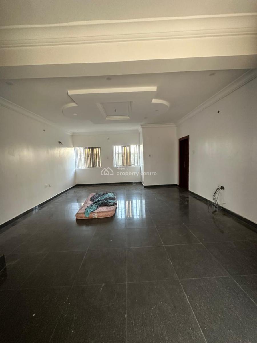 Well Mantaned 4 Bedrooms Terraced Duplex, Agungi, Lekki, Lagos, Terraced Duplex for Rent