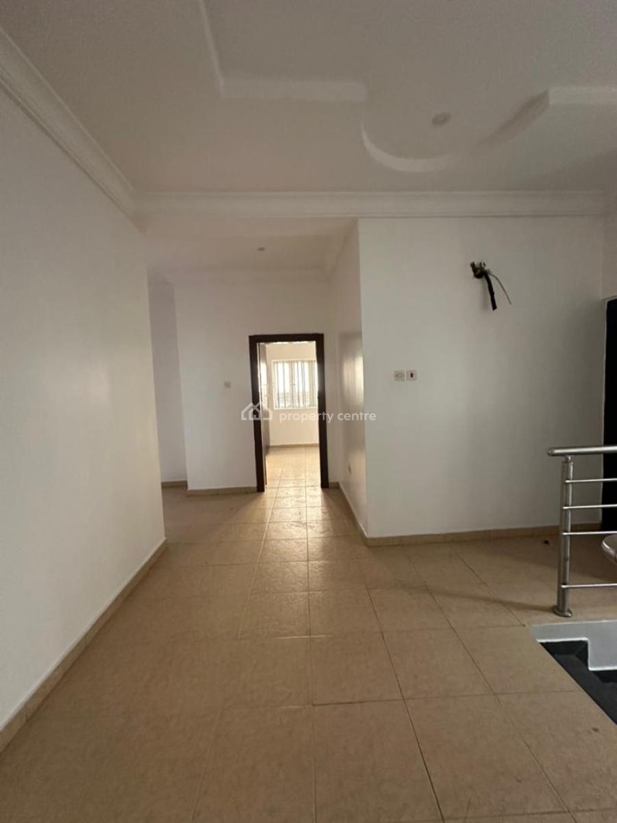 Well Mantaned 4 Bedrooms Terraced Duplex, Agungi, Lekki, Lagos, Terraced Duplex for Rent