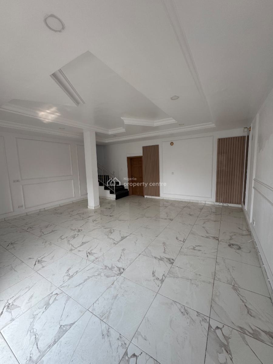 Well Maintained 4 Bedrooms Semi Detached Duplex, Chevron Toll Gate, Lekki Phase 2, Lekki, Lagos, Semi-detached Duplex for Rent