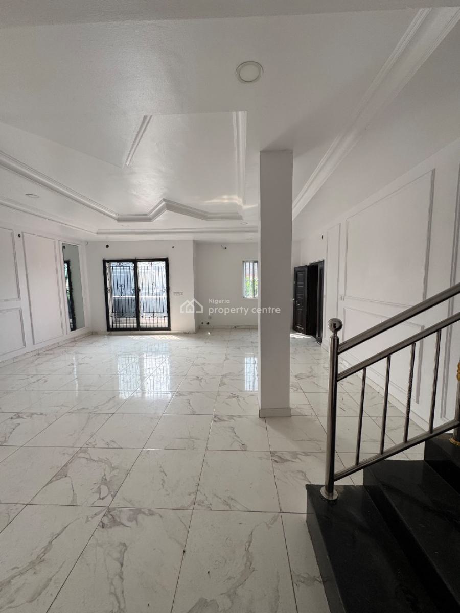 Well Maintained 4 Bedrooms Semi Detached Duplex, Chevron Toll Gate, Lekki Phase 2, Lekki, Lagos, Semi-detached Duplex for Rent