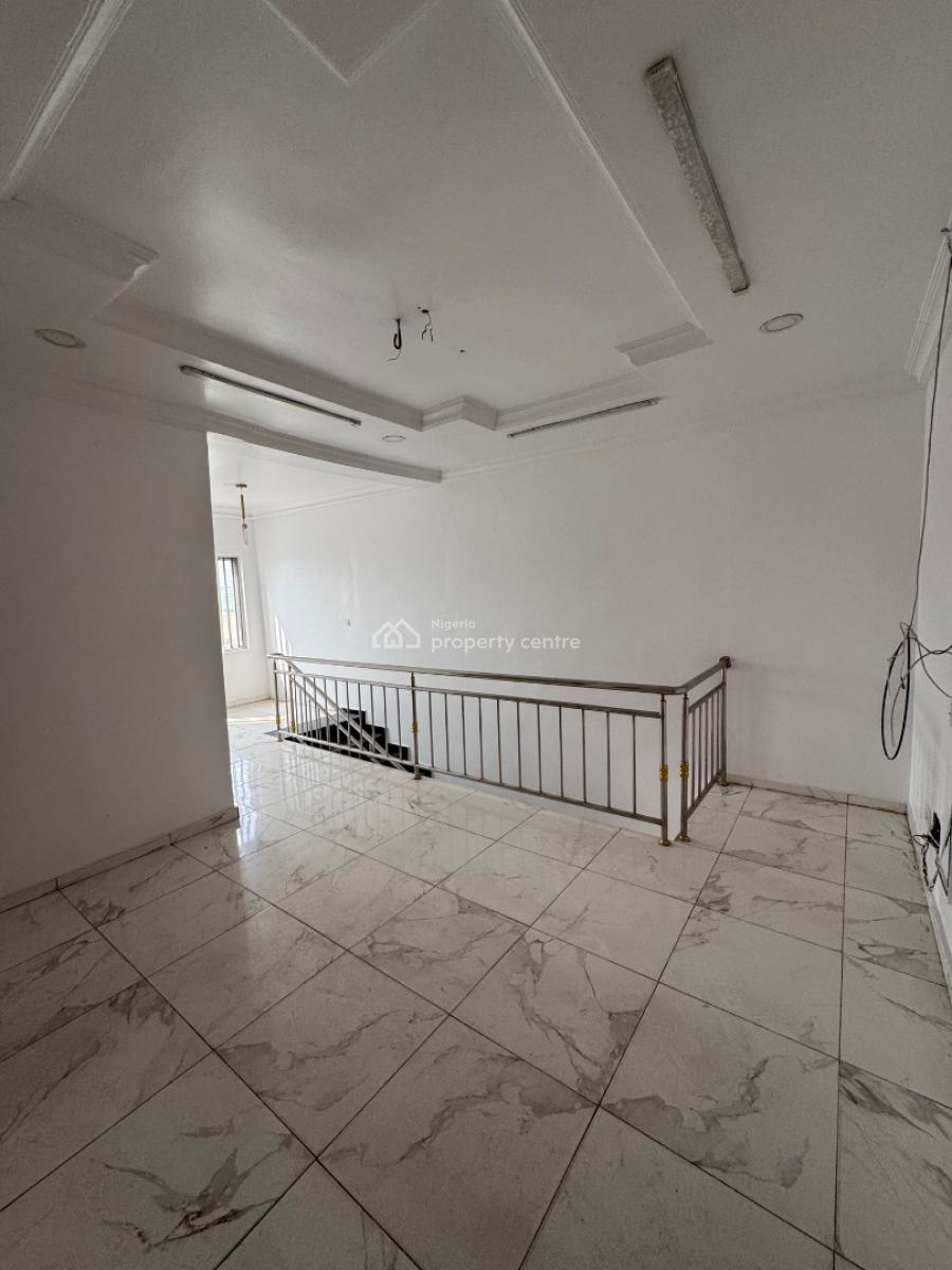 Well Maintained 4 Bedrooms Semi Detached Duplex, Chevron Toll Gate, Lekki Phase 2, Lekki, Lagos, Semi-detached Duplex for Rent