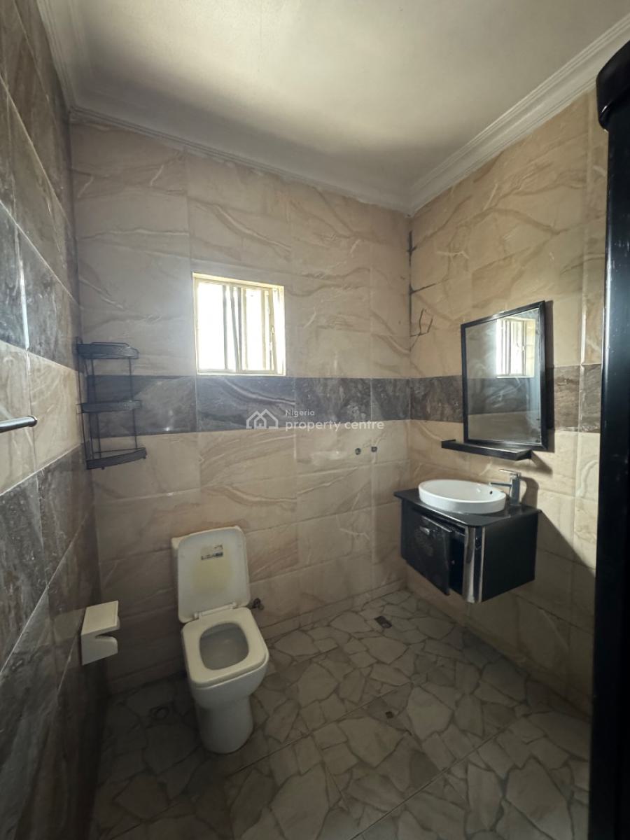Well Maintained 4 Bedrooms Semi Detached Duplex, Chevron Toll Gate, Lekki Phase 2, Lekki, Lagos, Semi-detached Duplex for Rent