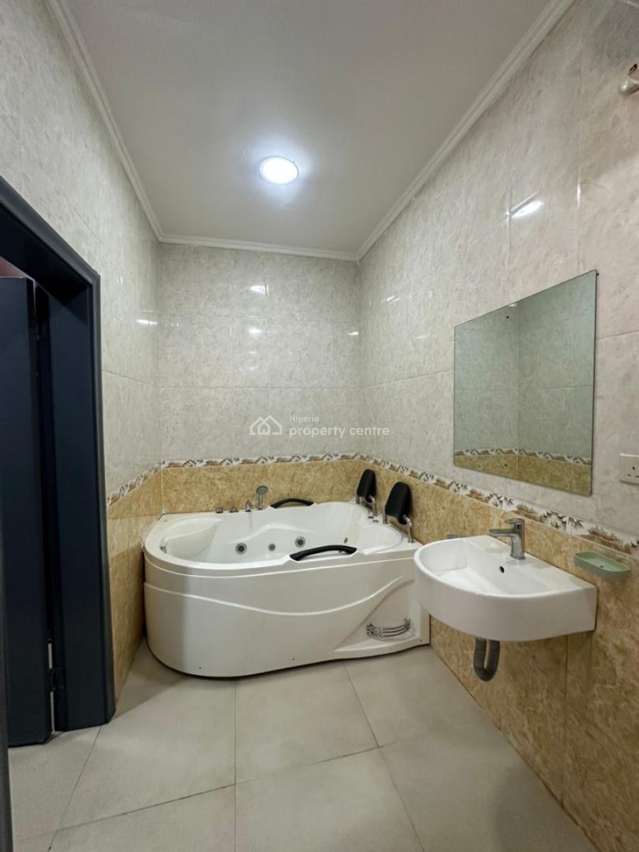 𝐌𝐀𝐈𝐍𝐓𝐀𝐈𝐍𝐄𝐃 4 𝐁𝐄𝐃𝐑𝐎𝐎𝐌 𝐓𝐄𝐑𝐑𝐀𝐂𝐄 𝐃𝐔𝐏𝐋𝐄𝐗, Victoria Island Lagos, Victoria Island (vi), Lagos, Terraced Duplex for Rent