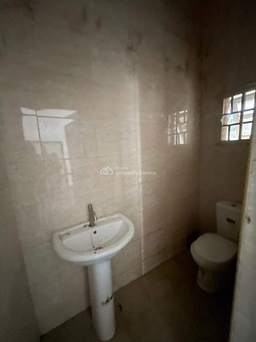 Spacious 2 Bedroom Apartment, Ikota Villa, Lekki, Lagos, Flat / Apartment for Rent