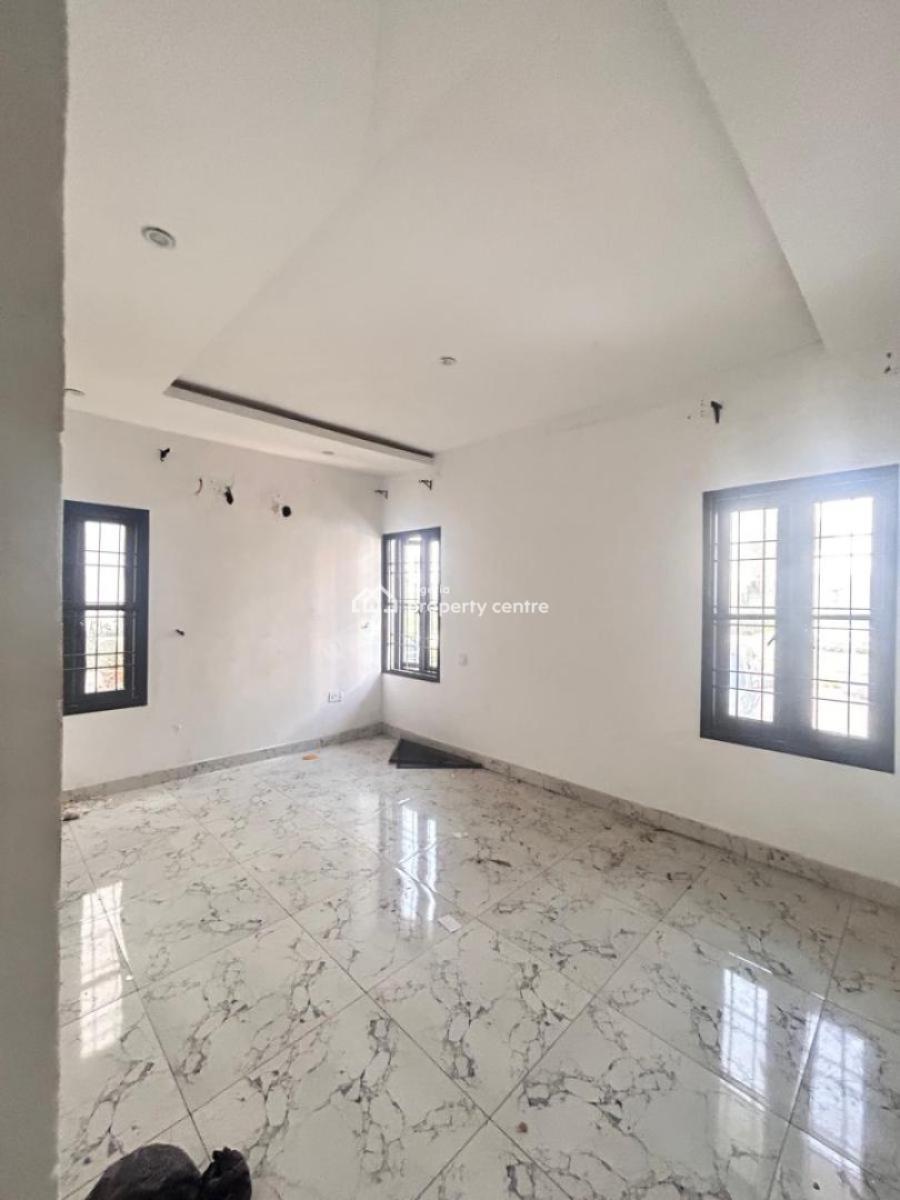 Serviced 3 Bedroom Flat  Ground Floor with Pool, Orchid Road, Lekki, Lagos, Flat / Apartment for Rent