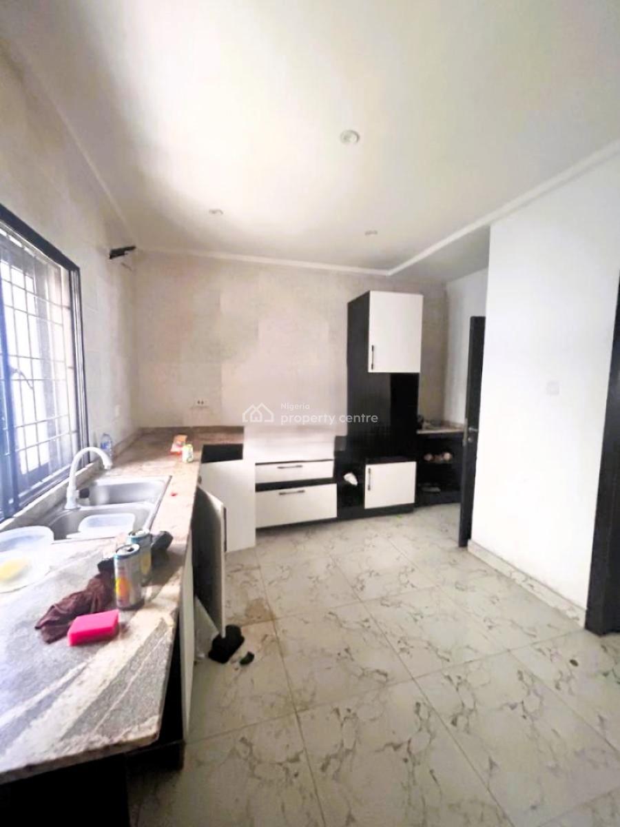 Serviced 3 Bedroom Flat  Ground Floor with Pool, Orchid Road, Lekki, Lagos, Flat / Apartment for Rent