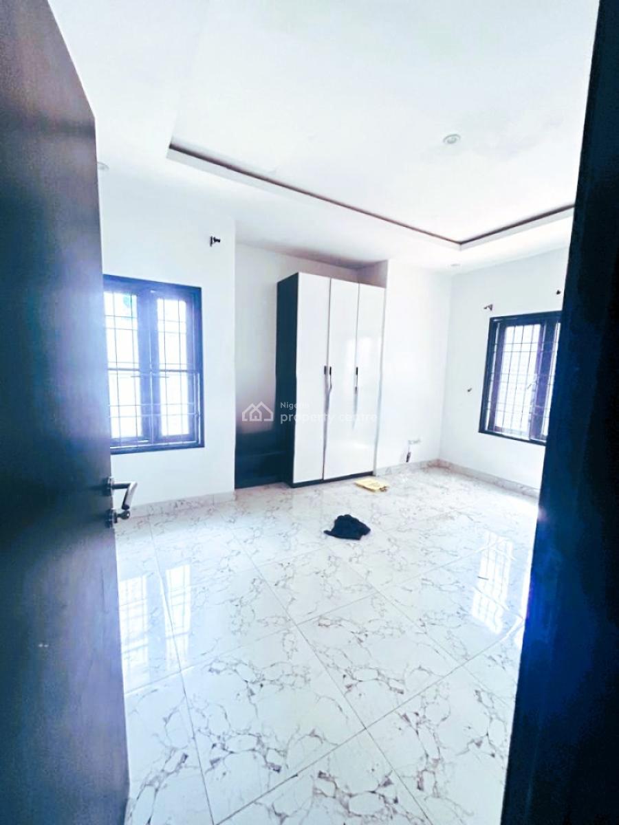 Serviced 3 Bedroom Flat  Ground Floor with Pool, Orchid Road, Lekki, Lagos, Flat / Apartment for Rent