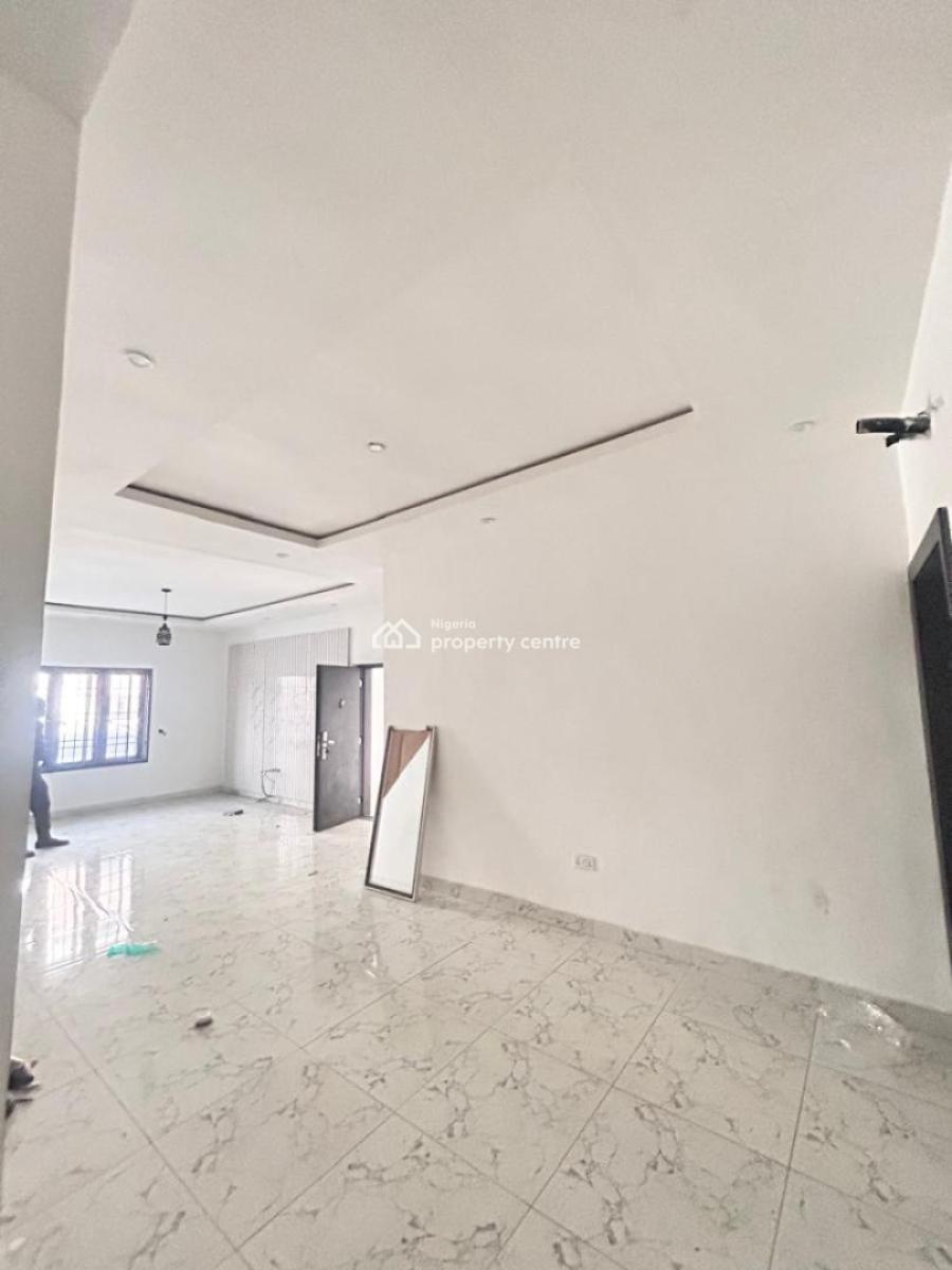 Serviced 3 Bedroom Flat  Ground Floor with Pool, Orchid Road, Lekki, Lagos, Flat / Apartment for Rent