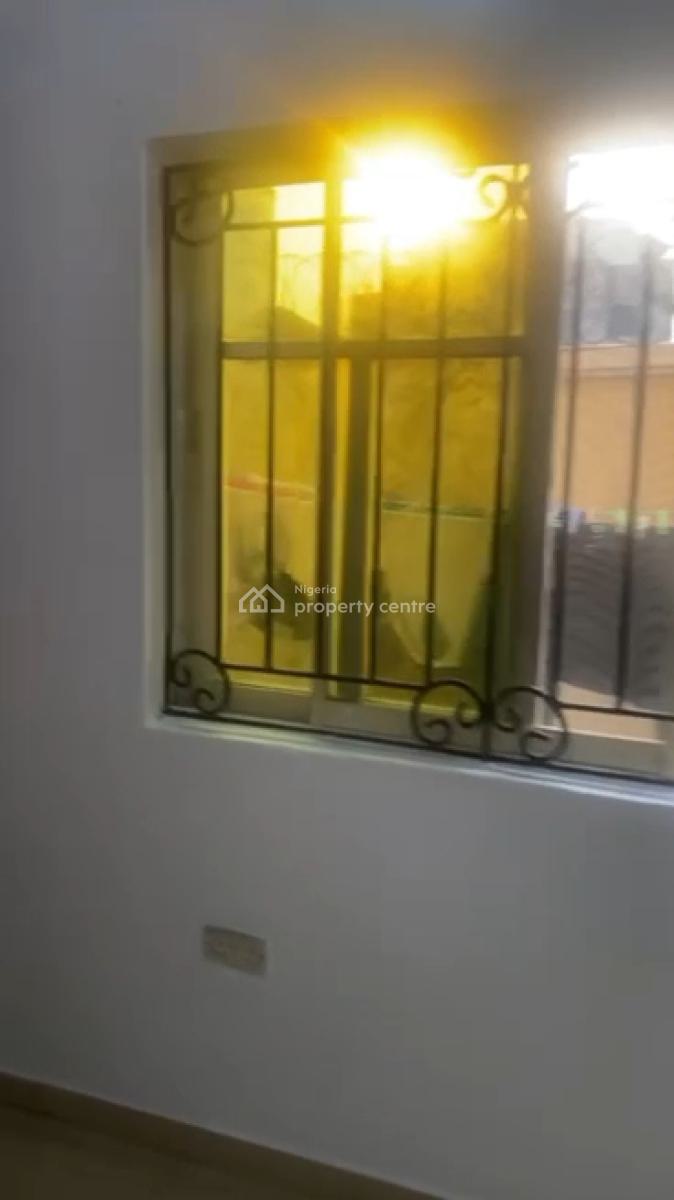 Decent 2 Bedrooms Flat  :all Rooms Ensuit; Visitors Toilet,car Park, Iwaya, Yaba, Lagos, Flat / Apartment for Rent