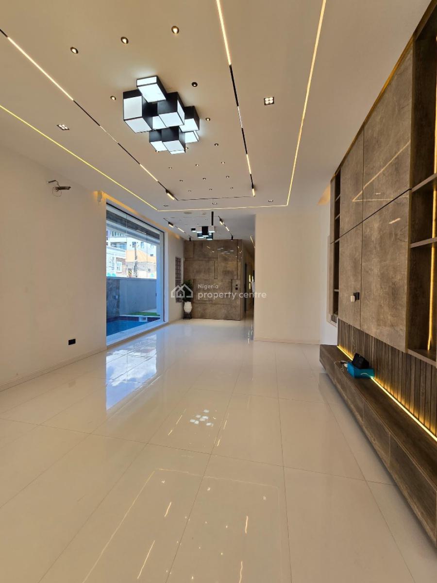 Luxurious and Spacious 5-bedroom Detached Duplex with Bq, Lekki Phase 1, Lekki, Lagos, Detached Duplex for Sale