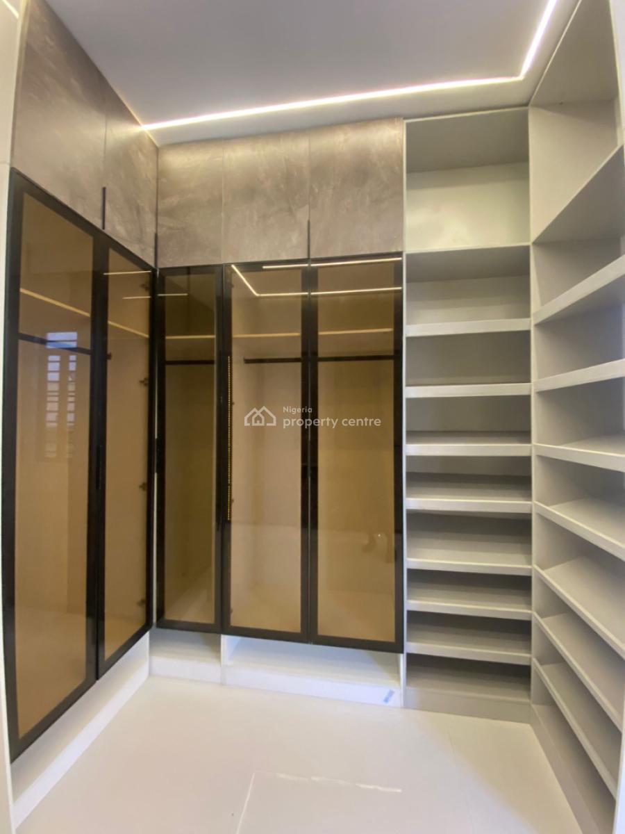 Luxurious 5 Bedroom, Lekki Phase 1, Lekki, Lagos, Detached Duplex for Sale