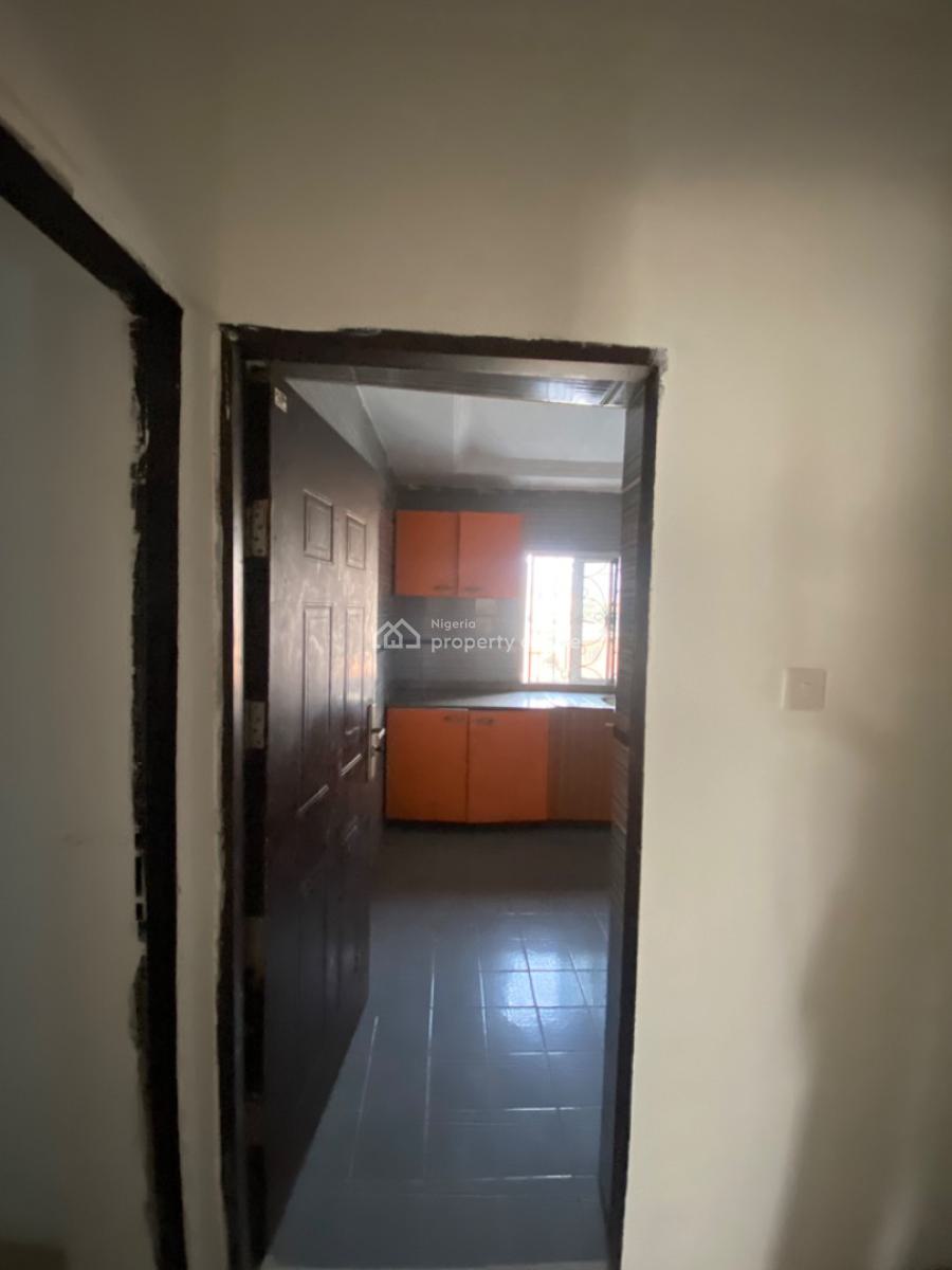 Very Sweet and Lovable Classic Spacious 2bedroom Upstairs, Silver Land Estate, Sangotedo, Ajah, Lagos, Flat / Apartment for Rent