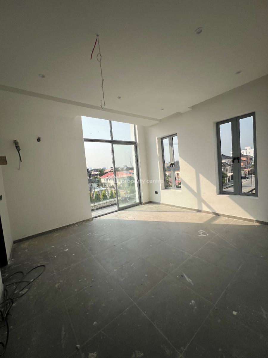 4 Bedrooms Lekki Phase1, Admiraty Lekki Phase1, Lekki Phase 1, Lekki, Lagos, Semi-detached Duplex for Sale