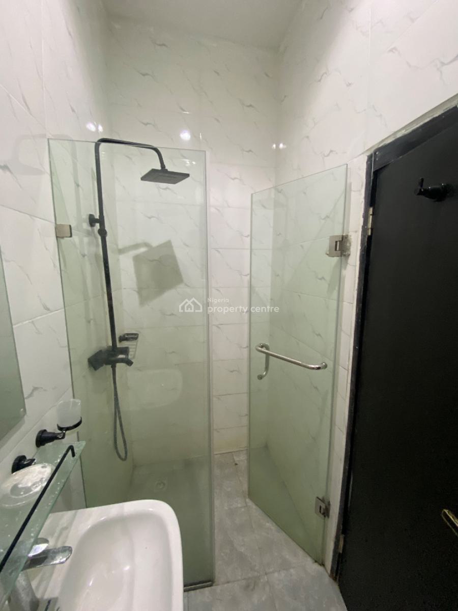 Serviced Spacious 3-bedroom Apartment with Fully Fitted Personal, Oral Estate, Ikota, Lekki, Lagos, Flat / Apartment for Rent